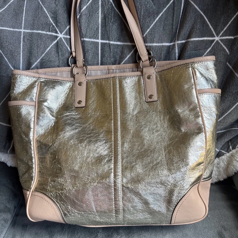 Coach Metro Metallic Champagne Gold Tote & Two Matching Wristlets - Picture 3 of 13